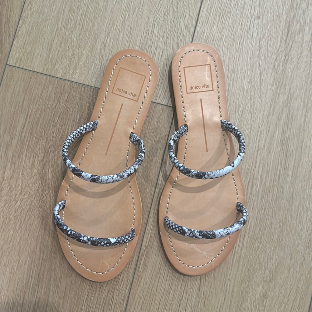 Dolce vita snakeskin sandals 8